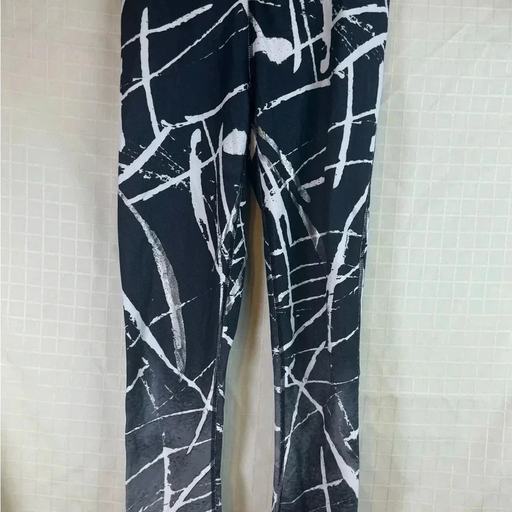 Fabletics Leggings White/ Black Womens Athletic Workout XXS. - Picture 2 of 3